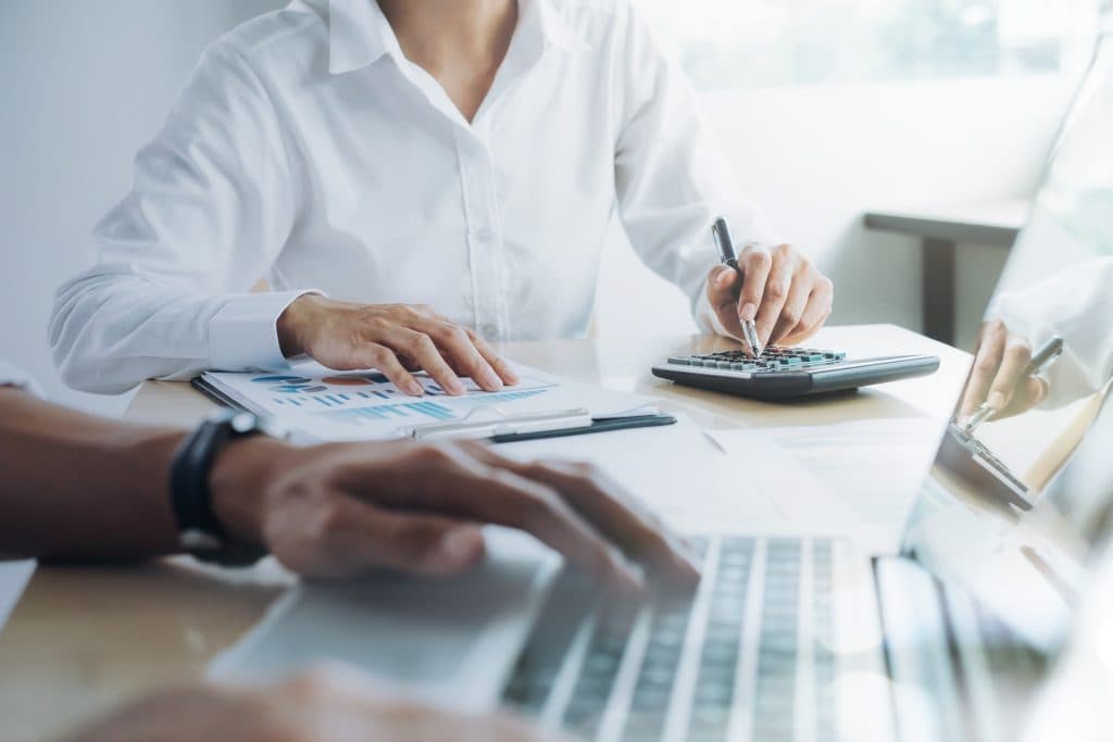 Taxas de juros, financiamento de longo prazo e inovação: o papel institucional da Selic e da TR